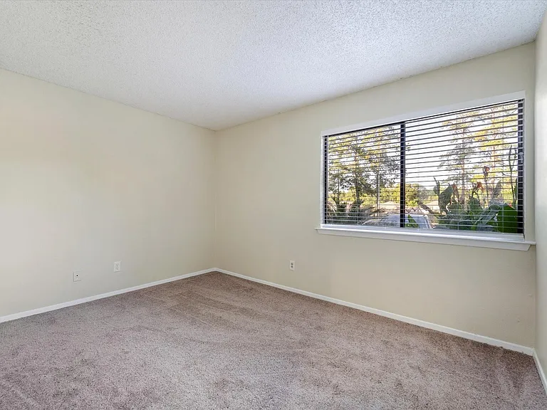 15919 Golf Club Dr #112 — Photo 12