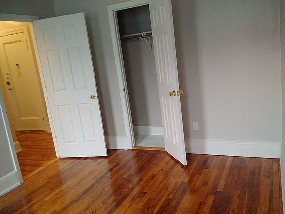 5th image of 2815 42nd St APT B3