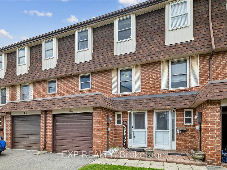 1st image of 371 Bronte St S #52