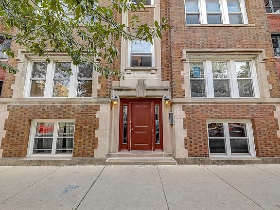 3rd image of 1465 W Winnemac Ave APT 3W