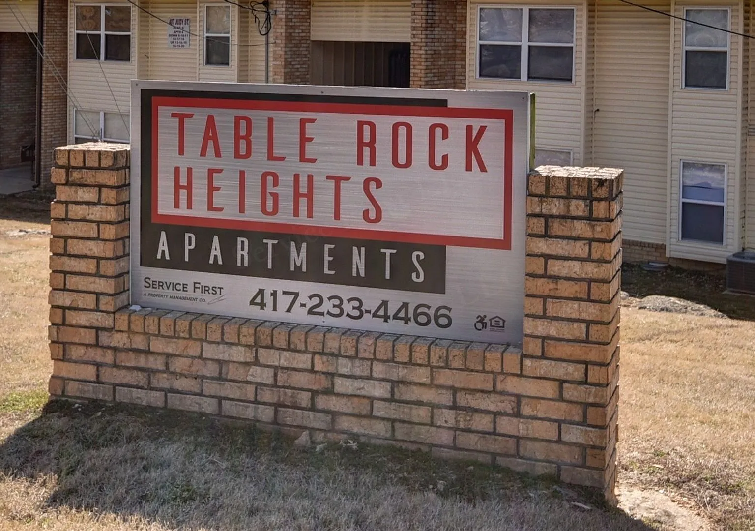 Table Rock Apartments — Photo 1
