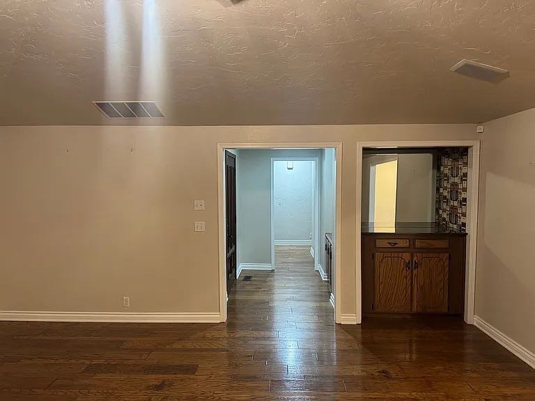 920 Countrywood Ln — Photo 7