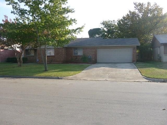 1st image of 913 Marlene Dr