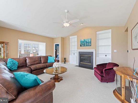 5th image of 1 Haworth Ct