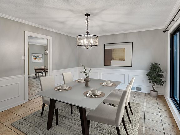 5th image of 2677 Tangbourne Dr