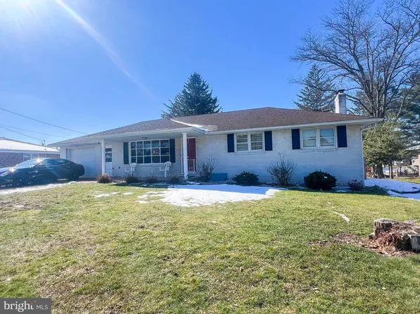 2330 Redwood Rd, York, PA 17408