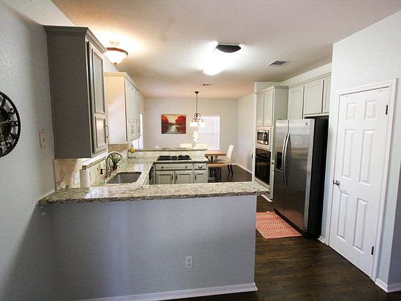 5th image of 2508 Falcon Dr