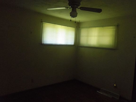 5th image of 5709 Cromley Dr