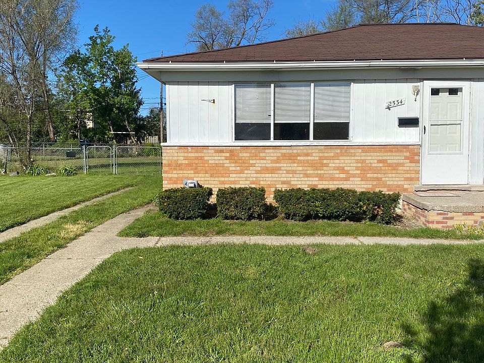 1st image of 2534 Stieber St #66