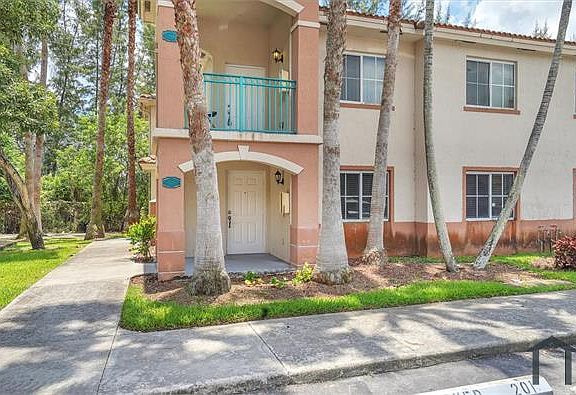 3rd image of 1300 SE 31st Ct Unit 101