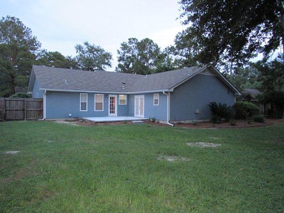 5th image of 2818 Willow Wood Cir