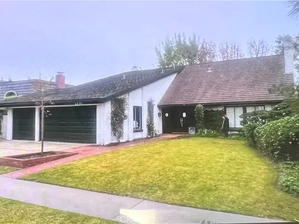 2730 Sandpiper Dr, Costa Mesa, CA 92626