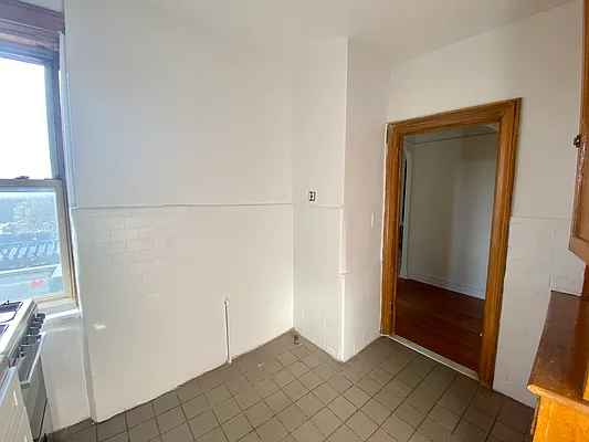 Rented by Compass | media 14