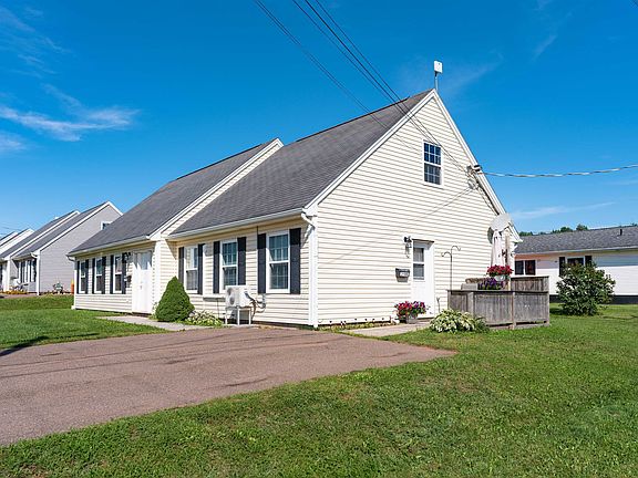 3rd image of 319 Jennifer St