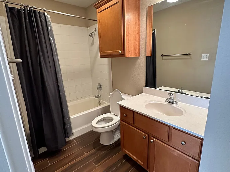 2108 Main St #2 — Photo 14