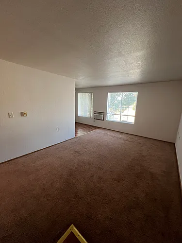 Sundial Apartments Photo 1