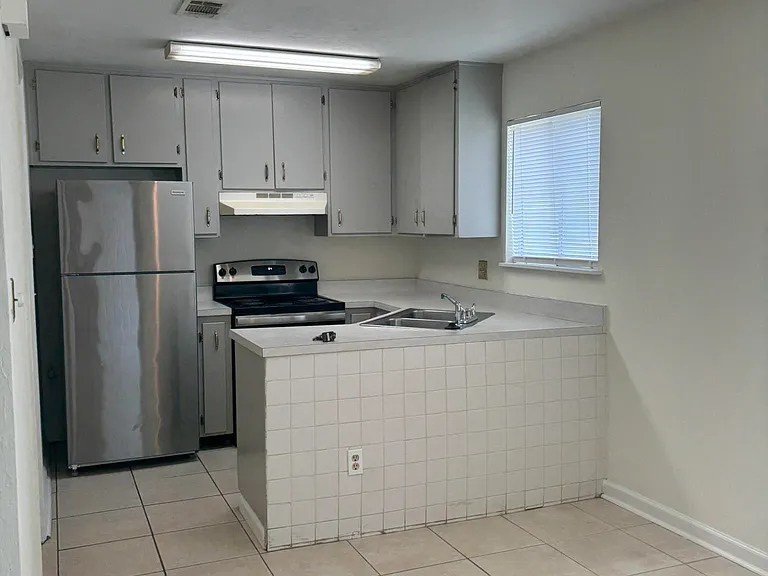 6169 Greenon Ln — Photo 3
