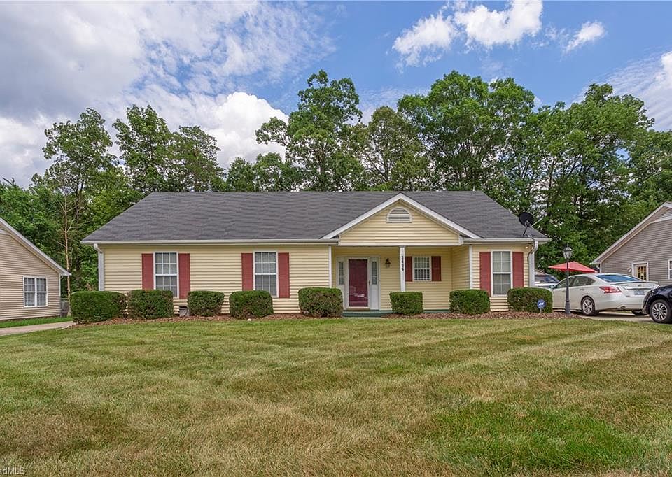 1st image of 3406 Presley Way