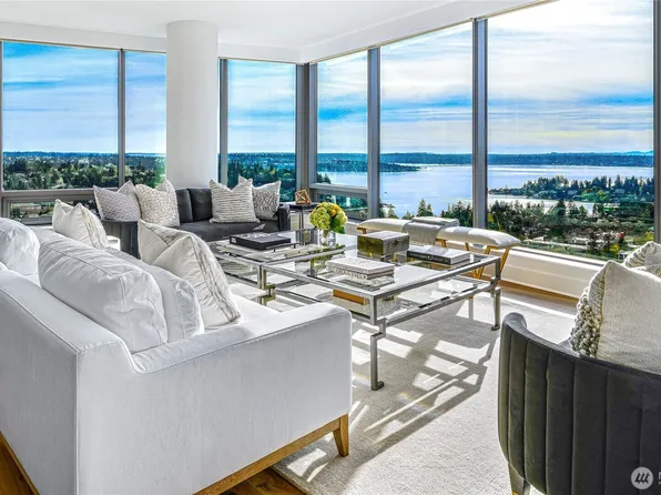 650 Bellevue Way NE #3004, Bellevue, WA 98004