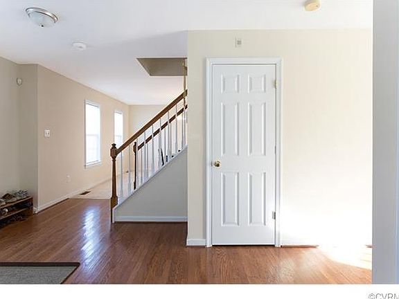 3rd image of 6931 Dartmouth Ave