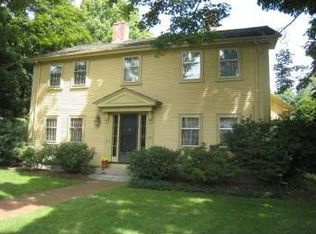 1009 Massachusetts Ave, Lexington, MA 02420