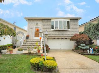746 Sheldon Ave, Staten Island, NY 10312