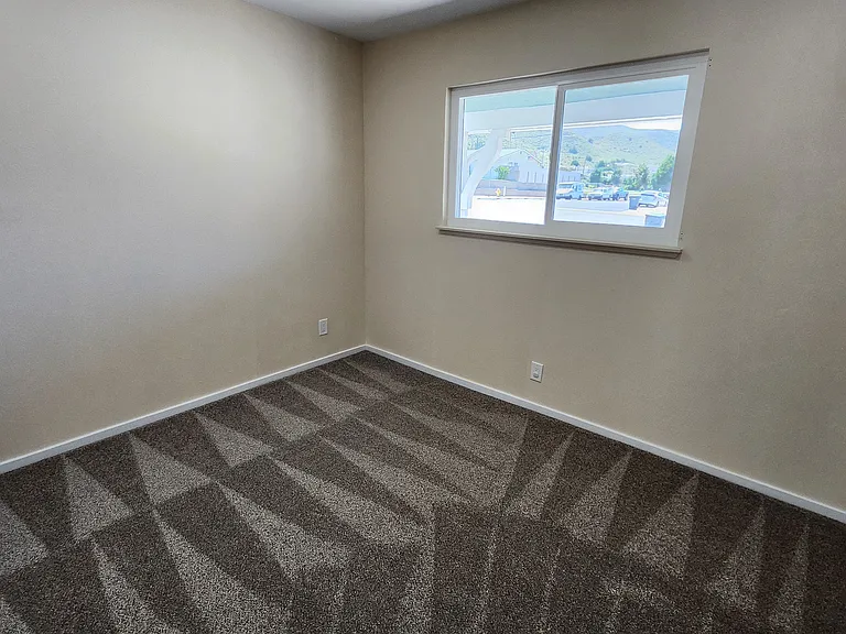 1241 W Fir Ave — Photo 14
