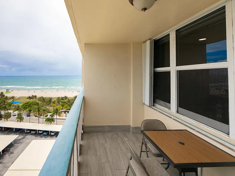305 N Pompano Beach Blvd #1007 — Photo 18