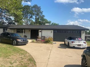 3705 Mission Ct, Granbury, TX 76049