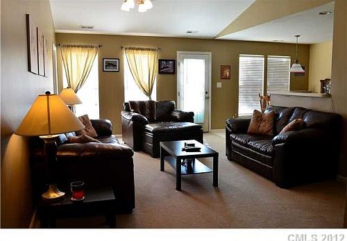 5th image of 107 Markham Dr