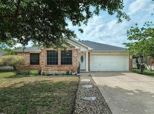 717 Hilltop Dr, Leander, TX 78641