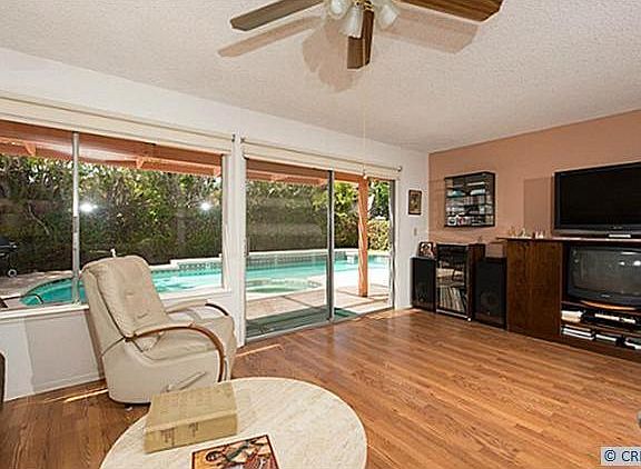 Indoor/Outdoor Living