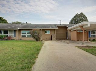 611 Birdie Dr, Rantoul, IL 61866