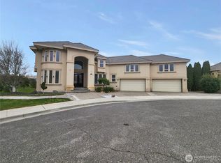 4301 W 35th Ct, Kennewick, WA 99337