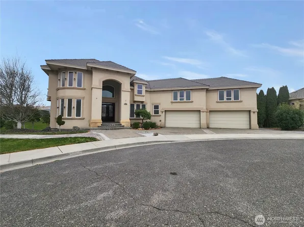 4301 W 35th Court, Kennewick, WA 99337