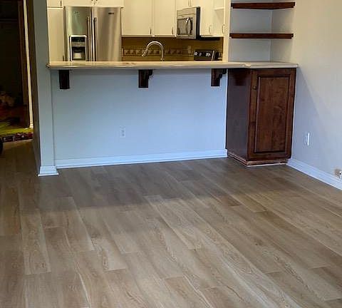4th image of 3939 Eagle St Unit 206