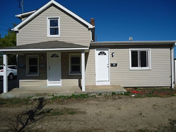 2nd image of 113 Hibernia Ave #A
