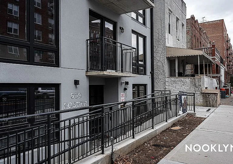 639 Foster Ave #305 — Photo 43