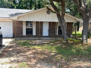 332 Austin Ave, Mary Esther, FL 32569