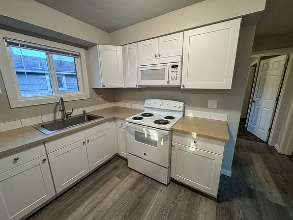 5th image of 322-324 N Williams St