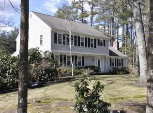 2 Colonial Dr, Duxbury, MA 02332