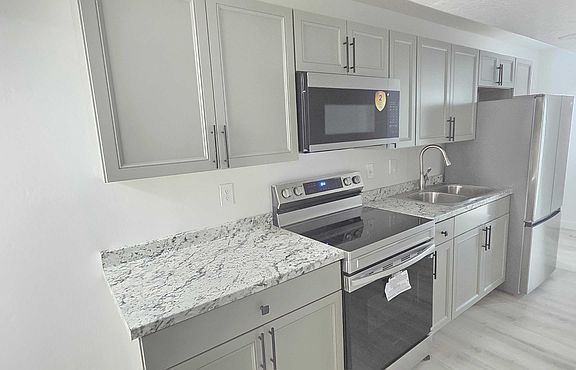 4th image of 5297 W Halton Ln