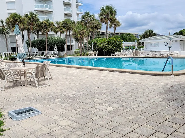 1000 Longboat Club Rd #406 — Photo 40