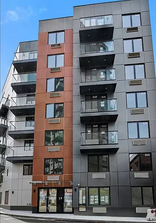 1st image of 116-17 Grosvenor Ln #1A