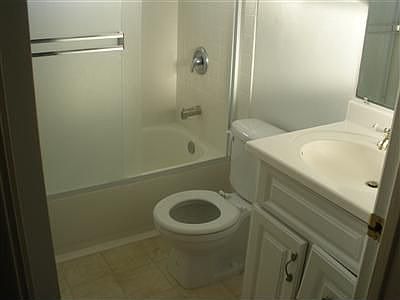 4th image of 5821 Diablo Dr