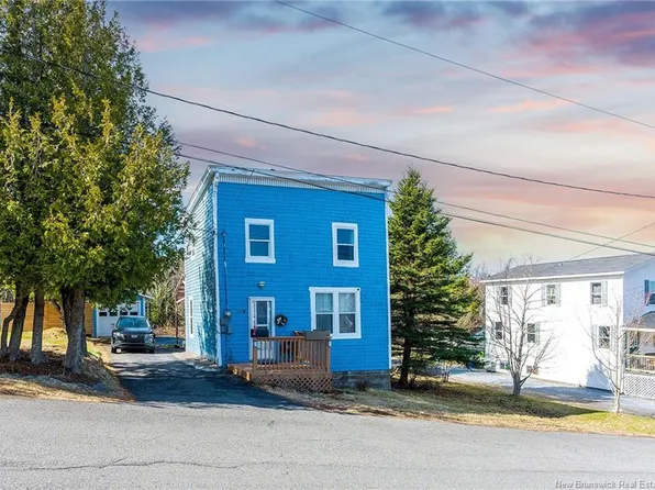 114 Midwood Ave, Saint John, NB E2P 1K6