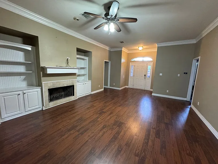 6936 Ash St — Photo 3