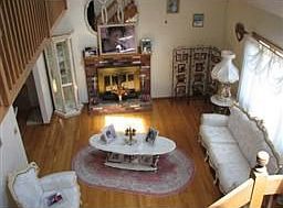 2nd image of 113 Chestnut Cir