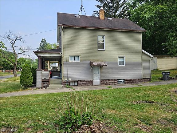 5th image of 3532 Neilson Ave