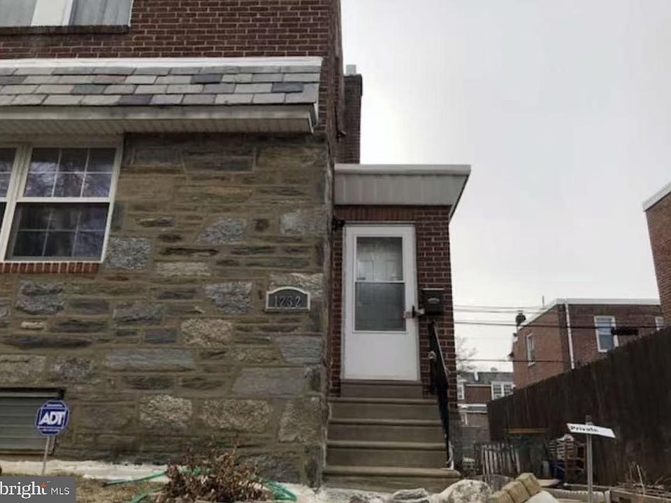 1st image of 1232 Hale St
